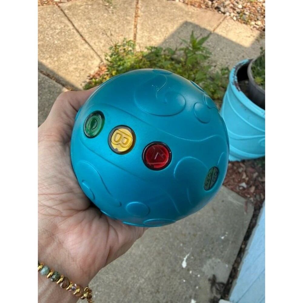 Vintage AVON electronic trivia ball game